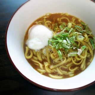 お蕎麦屋さんの*カレーうどん